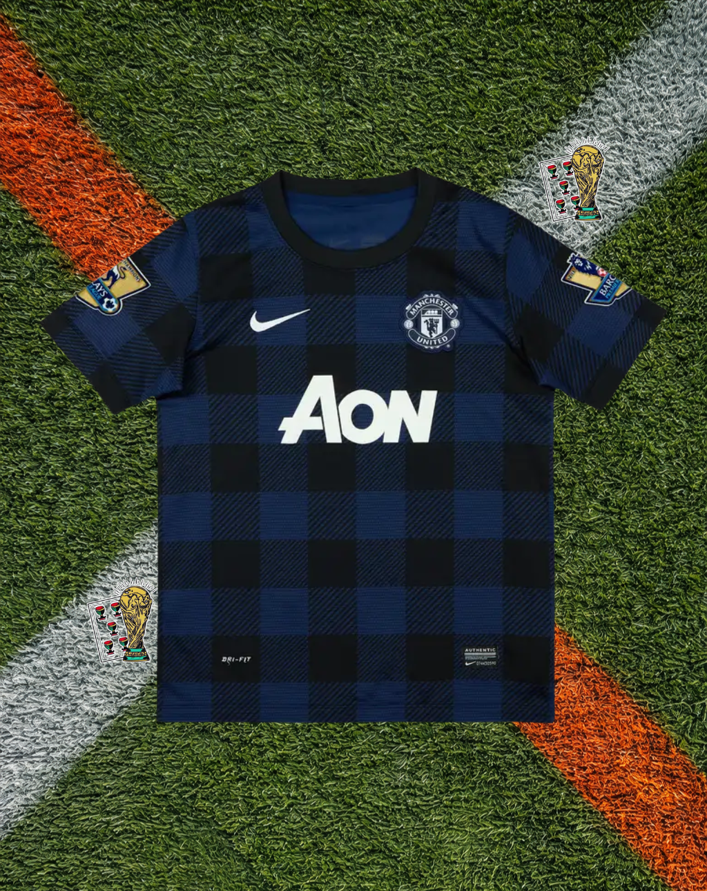 Manchester United 2013–14 Away Mata #8 – Nike Blue Checkered Retro Football Shirt AON