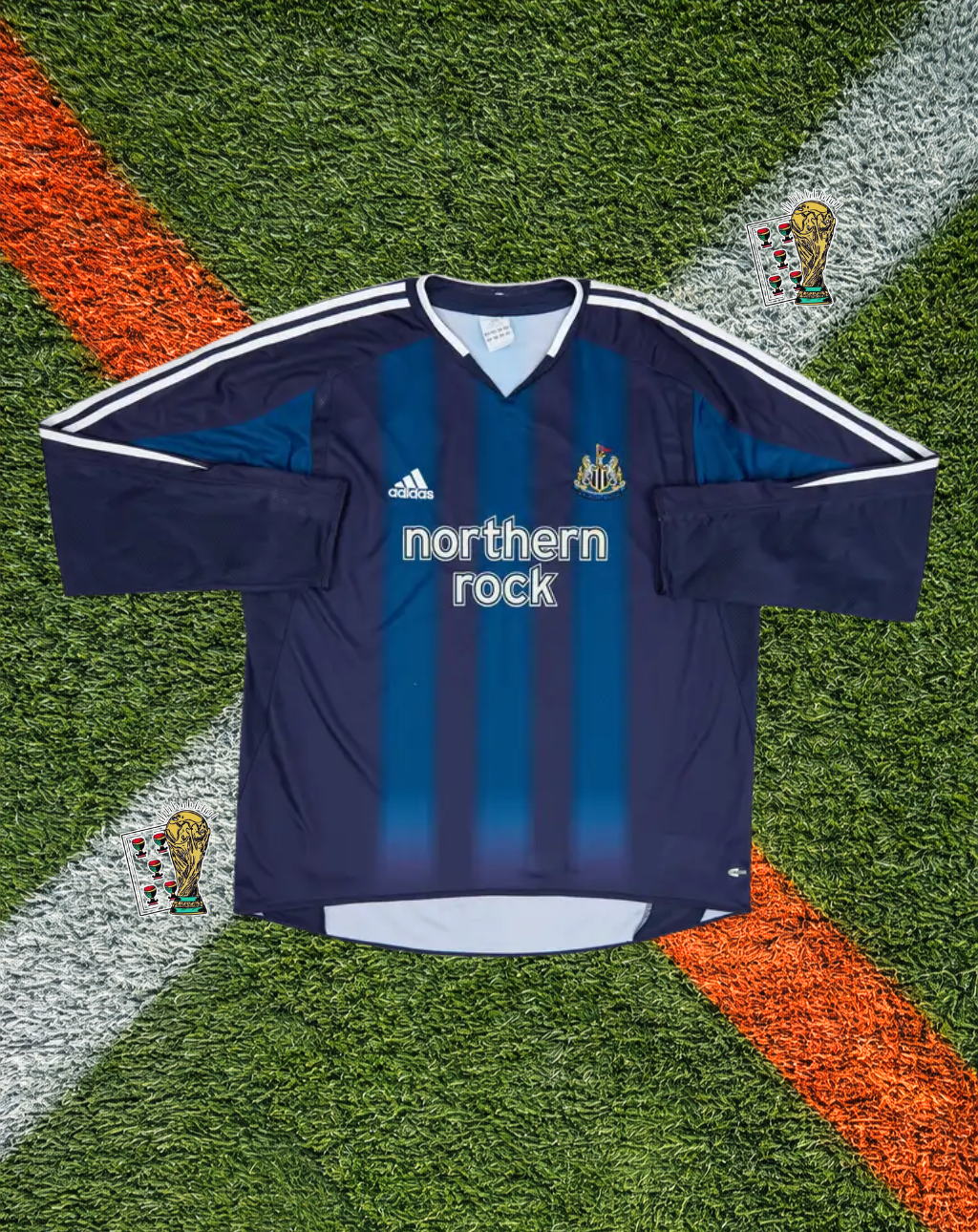 Newcastle United 2004-2005 Away Jersey – Kluivert #11 northern rock sponsor Long Sleeve Edition