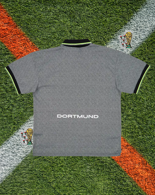 Borussia Dortmund 1997-1998 Away Jersey– Die Continentale Edition