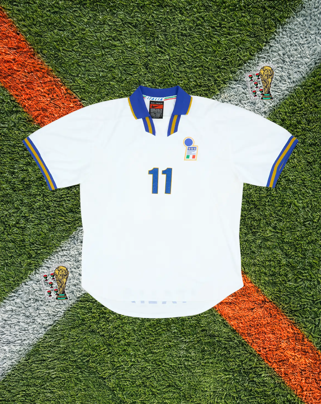 Italy 1996–1997 Away Jersey – #11 – Classic Nike Azzurri Edition