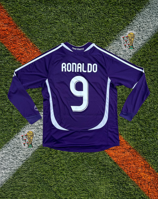 Real Madrid 2006–07 Third Shirt Ronaldo #9 – Long Sleeve Adidas Purple BenQ Siemens Era (Copy)
