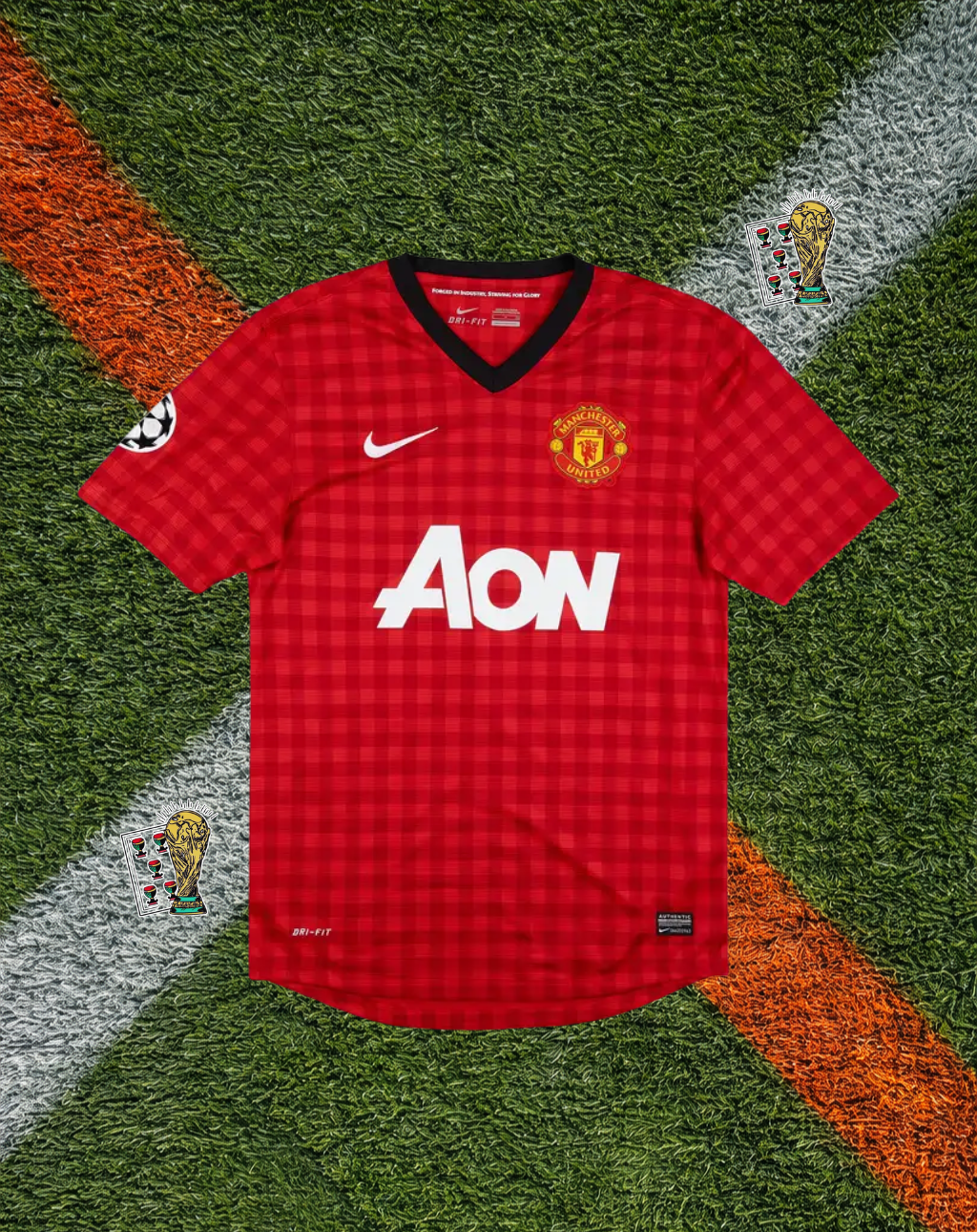 Manchester United 2012–13 Home V.Persie #20 – Nike Red Retro Football Jersey AON Vintage