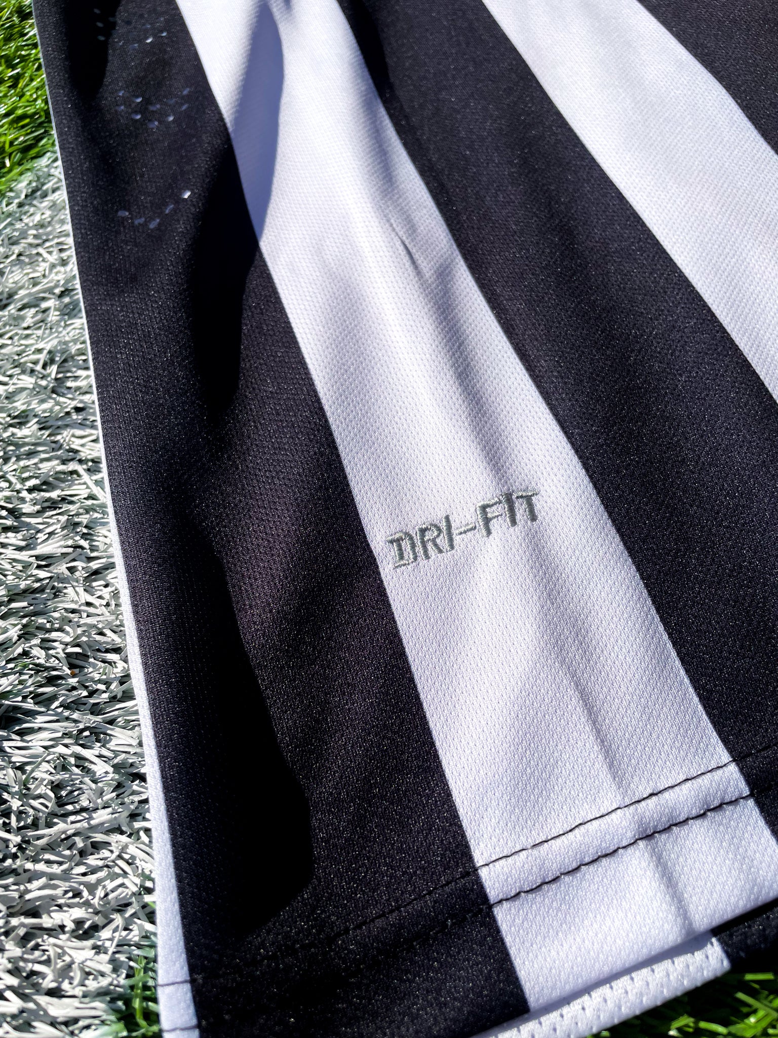 Juventus 2014-15 Home Tevez #10 Vintage Champions League Final Soccer Jersey – Retro Black & White Classic - Five Of Cups Official
