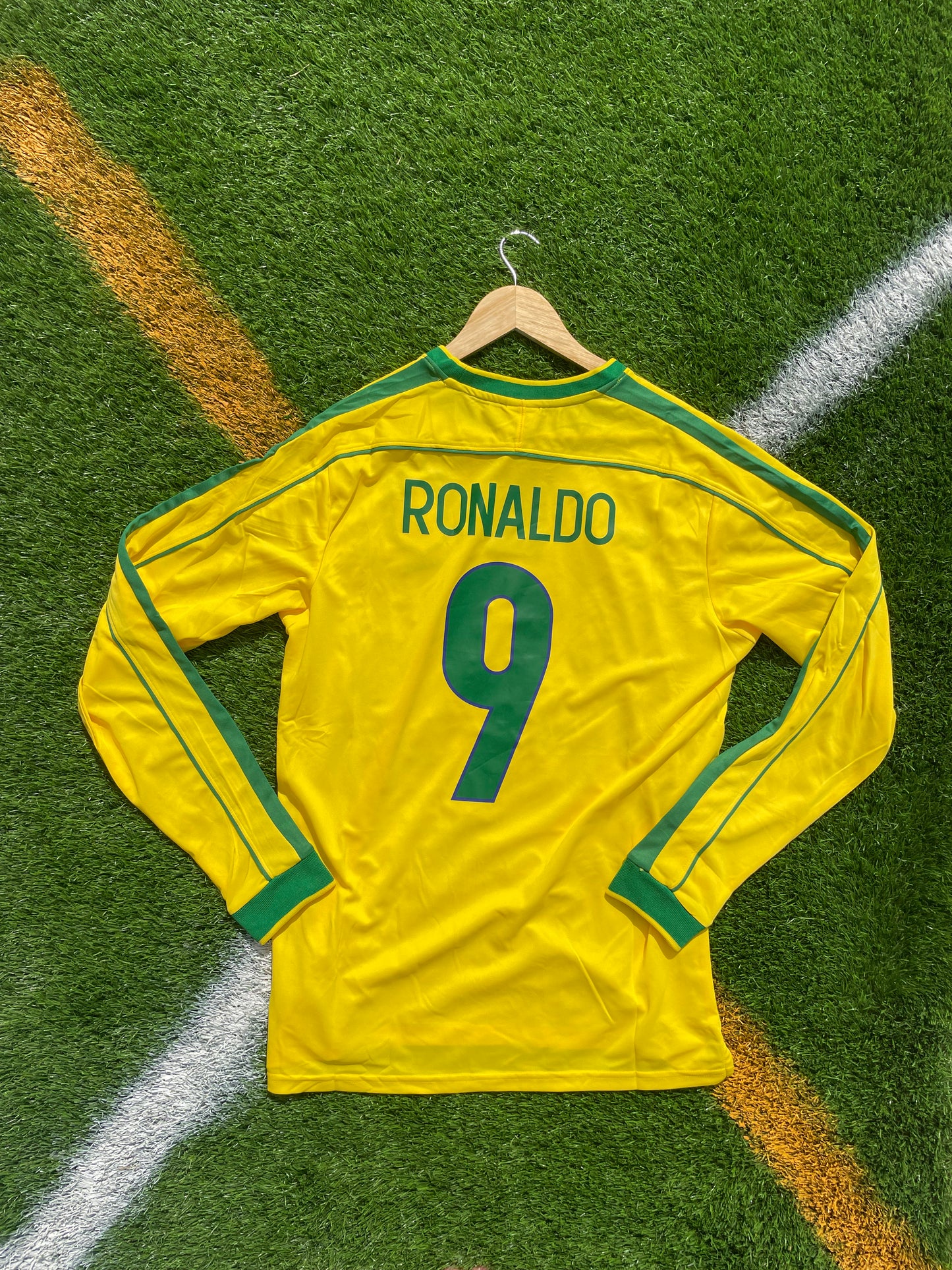 Brazil 1998 Home Ronaldo #9 World Cup Final Retro Soccer Jersey – Iconic Seleção Shirt