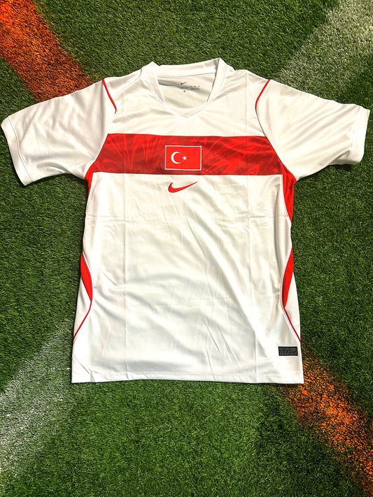 Turkey 2026 Away Jersey – "White Crescent" World Cup Edition