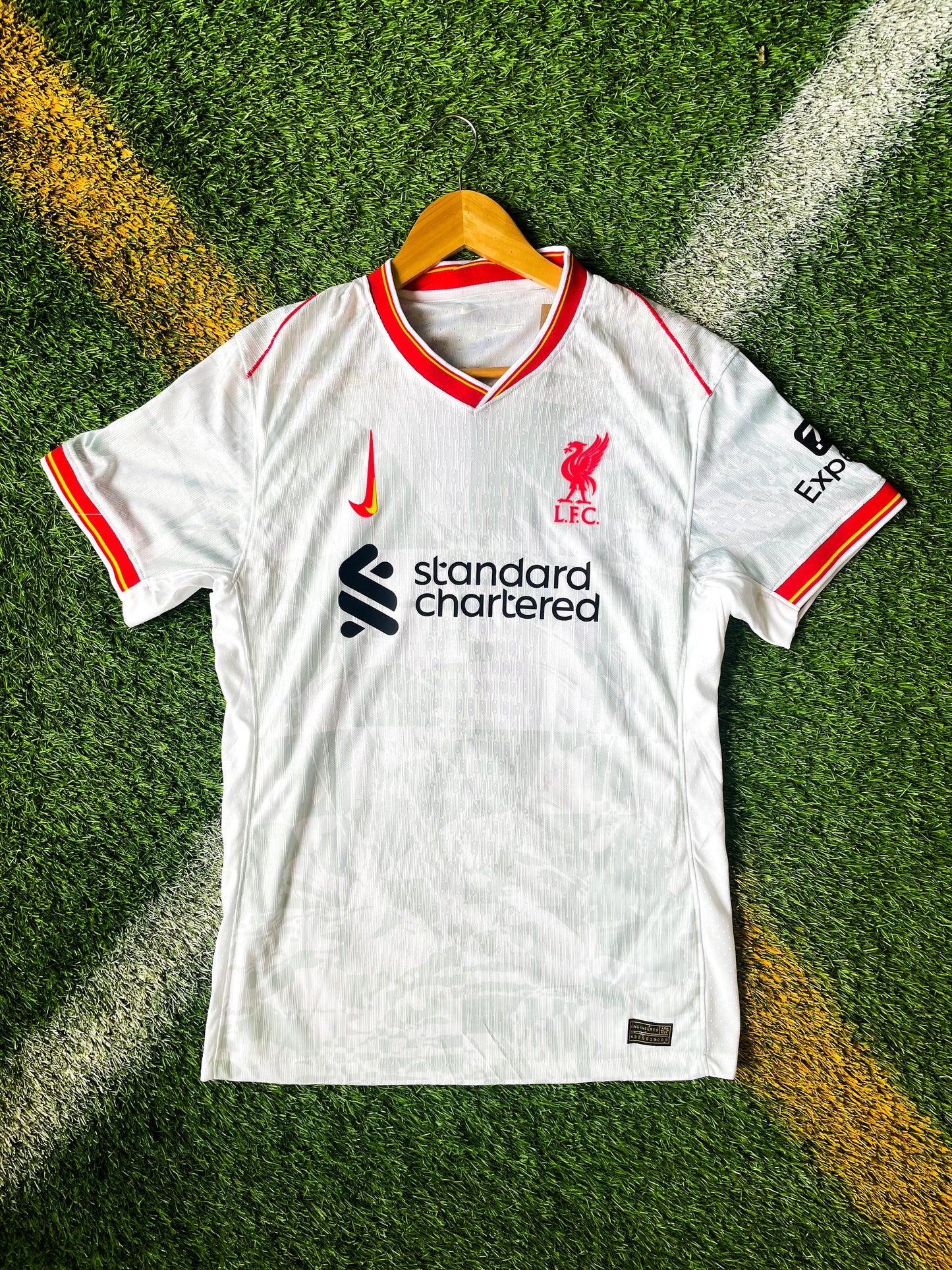 Front view of Liverpool 2024–2025 Third Jersey in white with Nike logo

