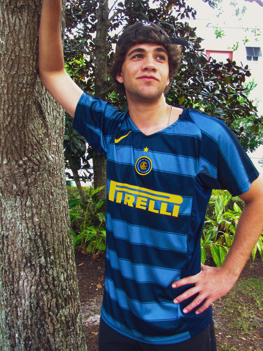 Styled look featuring the Inter 2004-05 retro third kit

