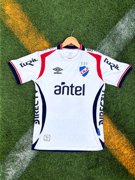 Club Nacional 2025 Home Jersey – Recoba #18 – Umbro Decano Classic