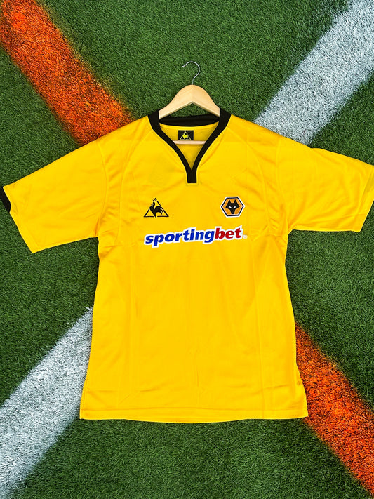 Wolverhampton Wanderers 2009–2010 Home Jersey – Le Coq Sportif Kit with Sportingbet