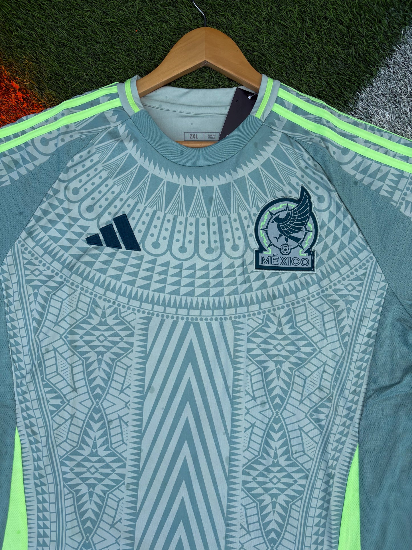 Mexico 2024–2025 Away Jersey – Aztec Snake Pattern in Linen Green