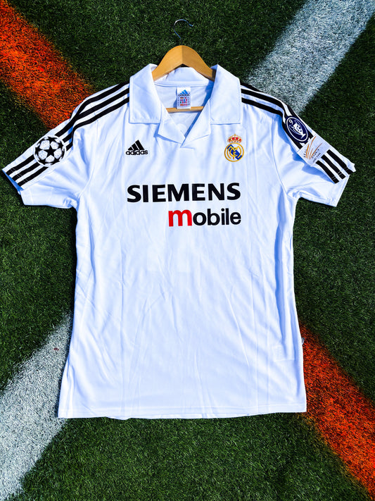 Real Madrid 2004–2005 Home Jersey – Michael Owen #11 – Classic Galáctico Era Kit