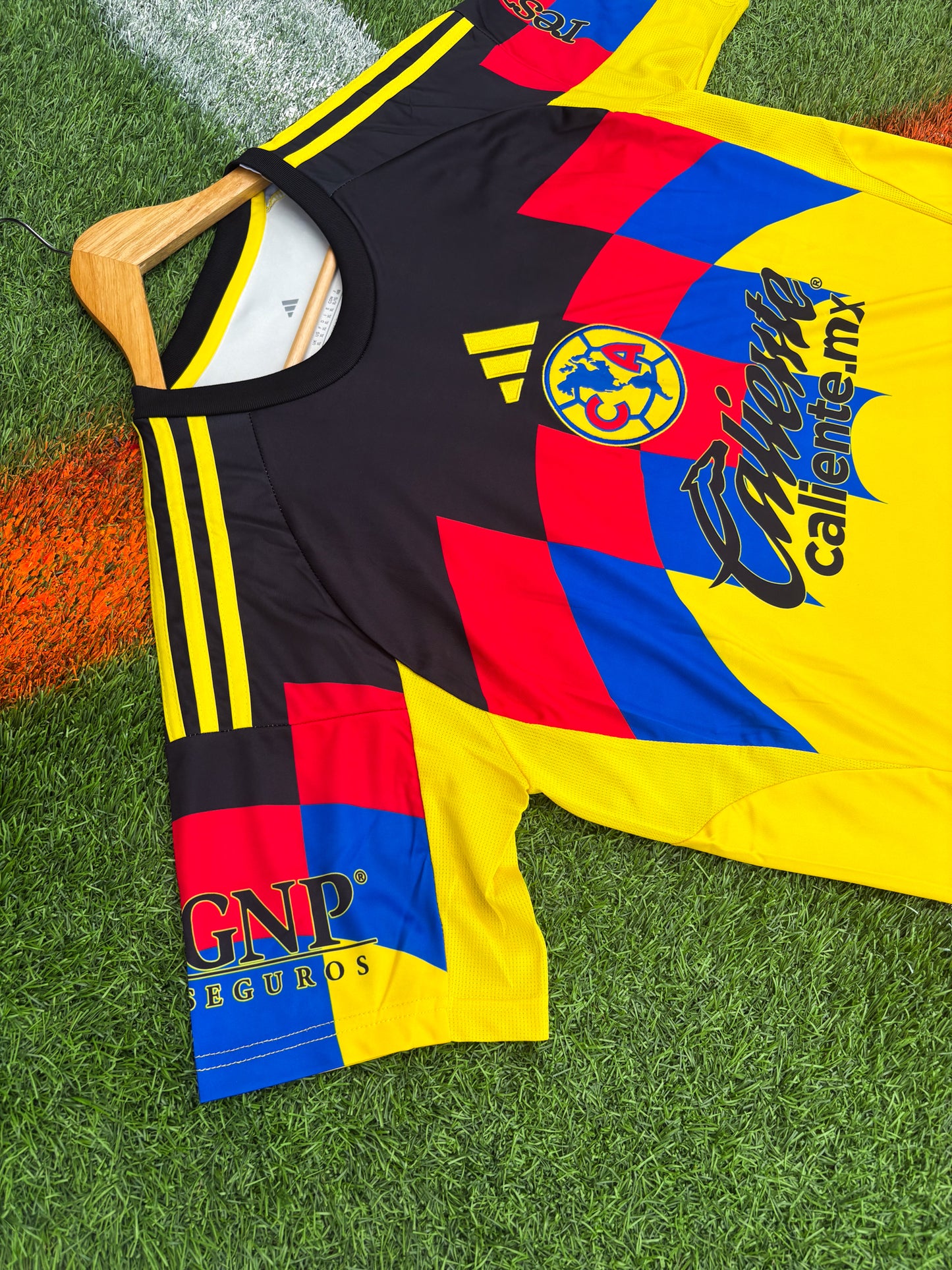 Club América 2025–26 Home Jersey – A. Zendejas #10 – Yellow & Feather Graphic by Adidas