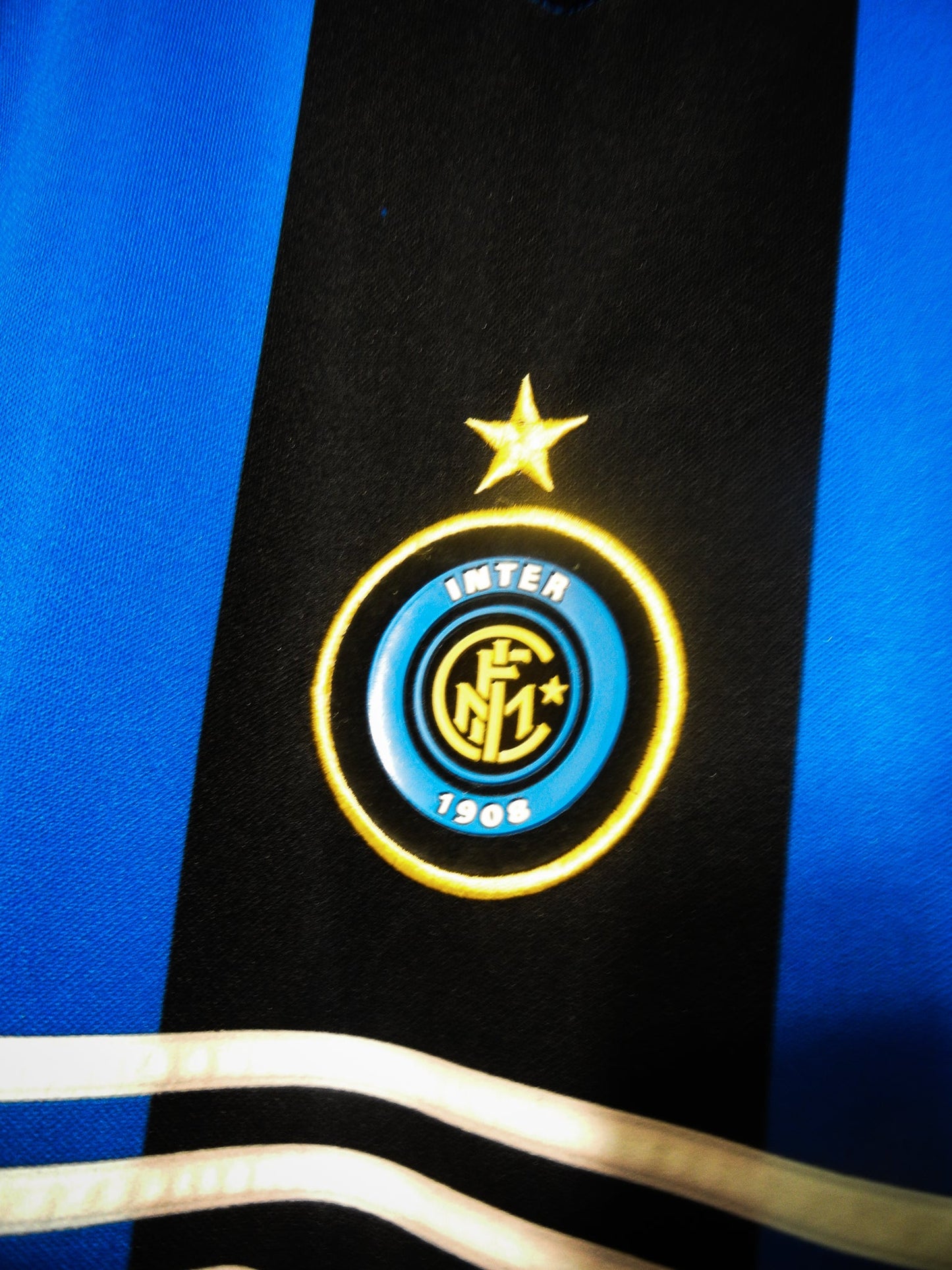 Inter Milan 2004/05 Home Jersey – Adriano #10 – Medium – Black & Blue Nike Shirt – (MPN: F21103CRT)