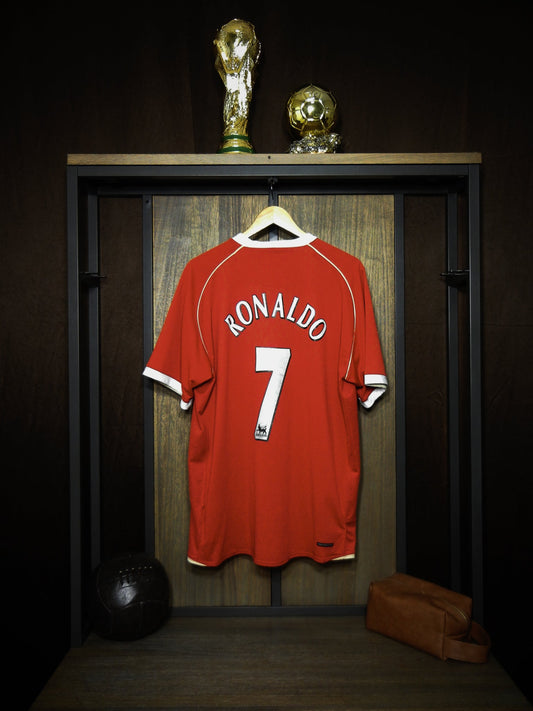 Manchester United 2006/07 Home Jersey – Cristiano Ronaldo #7 – XL – Red Nike Shirt – (MPN: 146814)