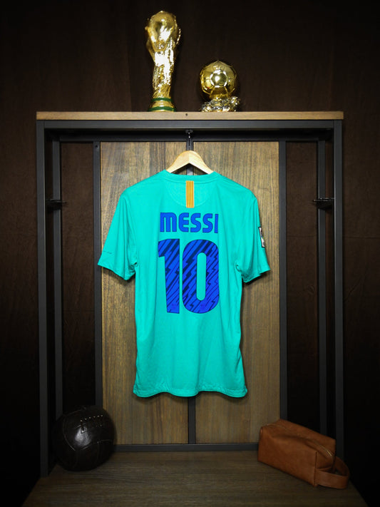 Barcelona 2010/11 Away Jersey – Lionel Messi #10 – Medium – Green Nike Shirt – (MPN: 382358-310)