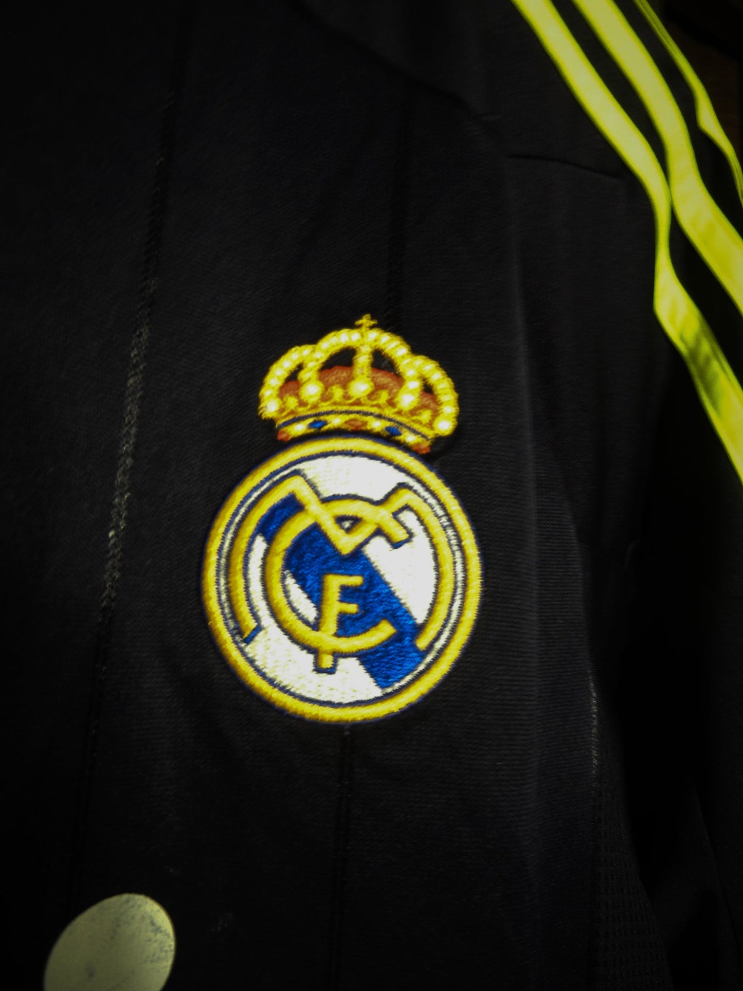 Real Madrid 2012/13 Away Jersey – Cristiano Ronaldo #7 – Small – Dark Blue & Yellow Adidas Shirt (MPN: X21992)