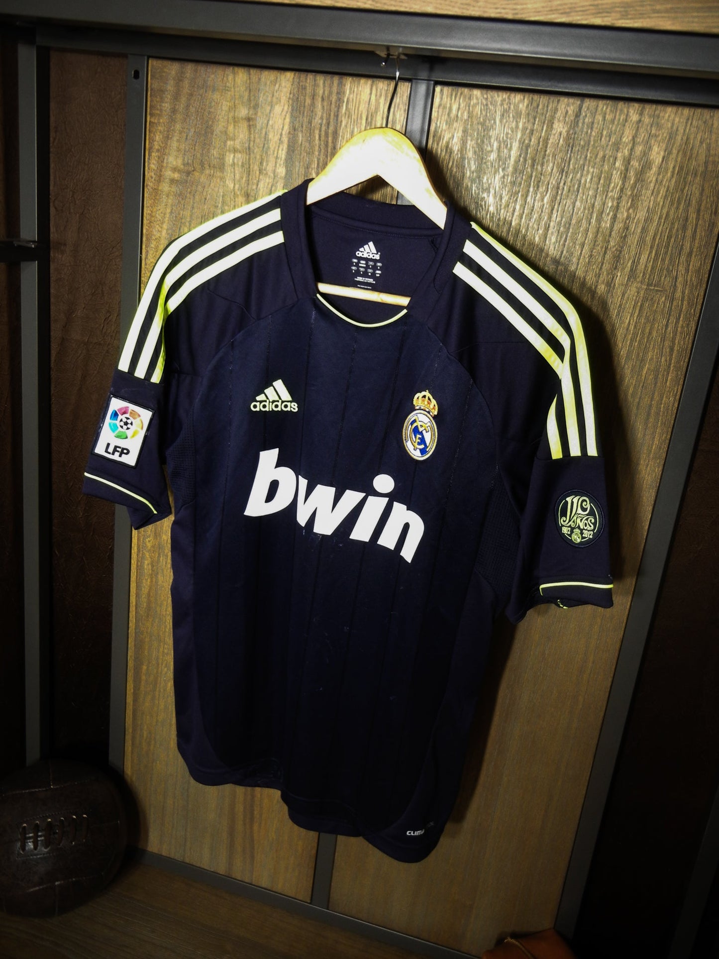 Real Madrid 2012/13 Away Jersey – Cristiano Ronaldo #7 – Small – Dark Blue & Yellow Adidas Shirt (MPN: X21992)