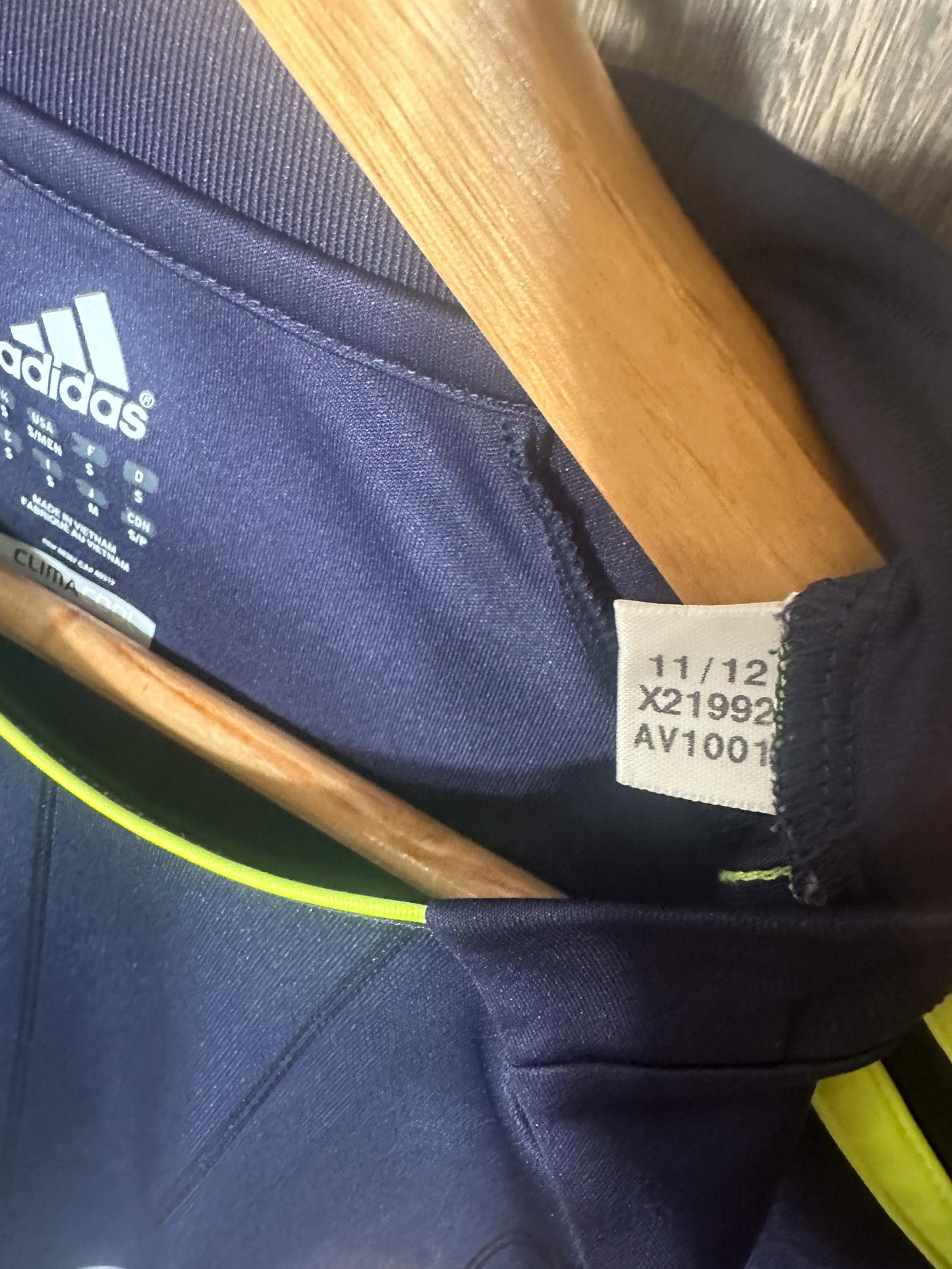 Real Madrid 2012/13 Away Jersey – Cristiano Ronaldo #7 – Small – Dark Blue & Yellow Adidas Shirt (MPN: X21992)