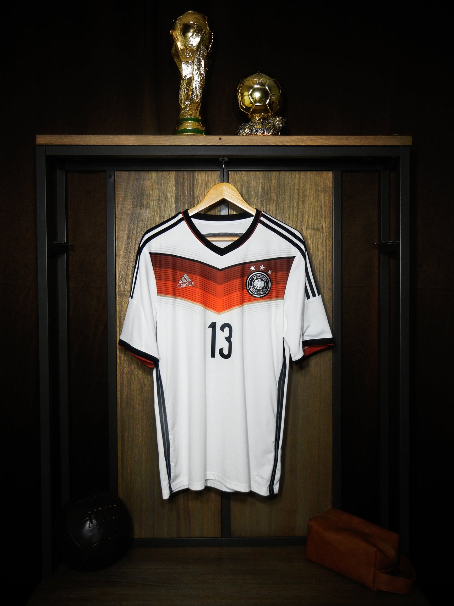 Germany 2014 Home Jersey – Thomas Müller #13 – Large – White, Black & Red Adidas Shirt (MPN: G87445)