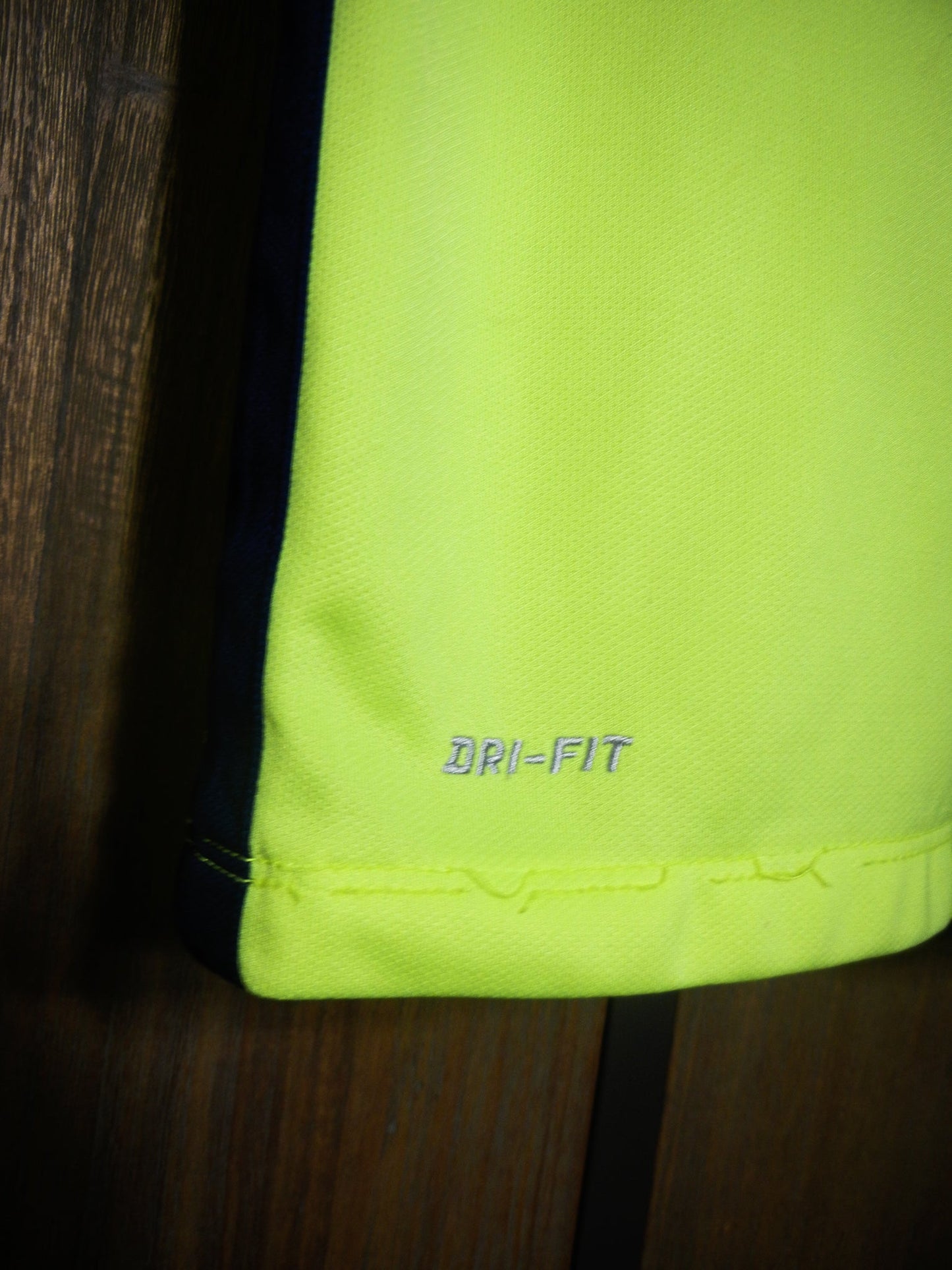 Barcelona 2014/15 Third Jersey – Messi #10 – Youth Medium – Neon Green Nike Shirt (MPN: 631242-710)