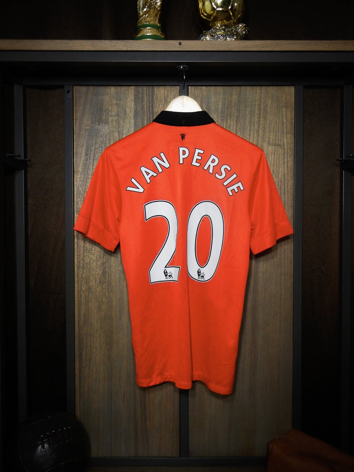 Manchester United 2013/14 Home Jersey – Van Persie #20 – Small – Red Nike Shirt (MPN: 532837-624)