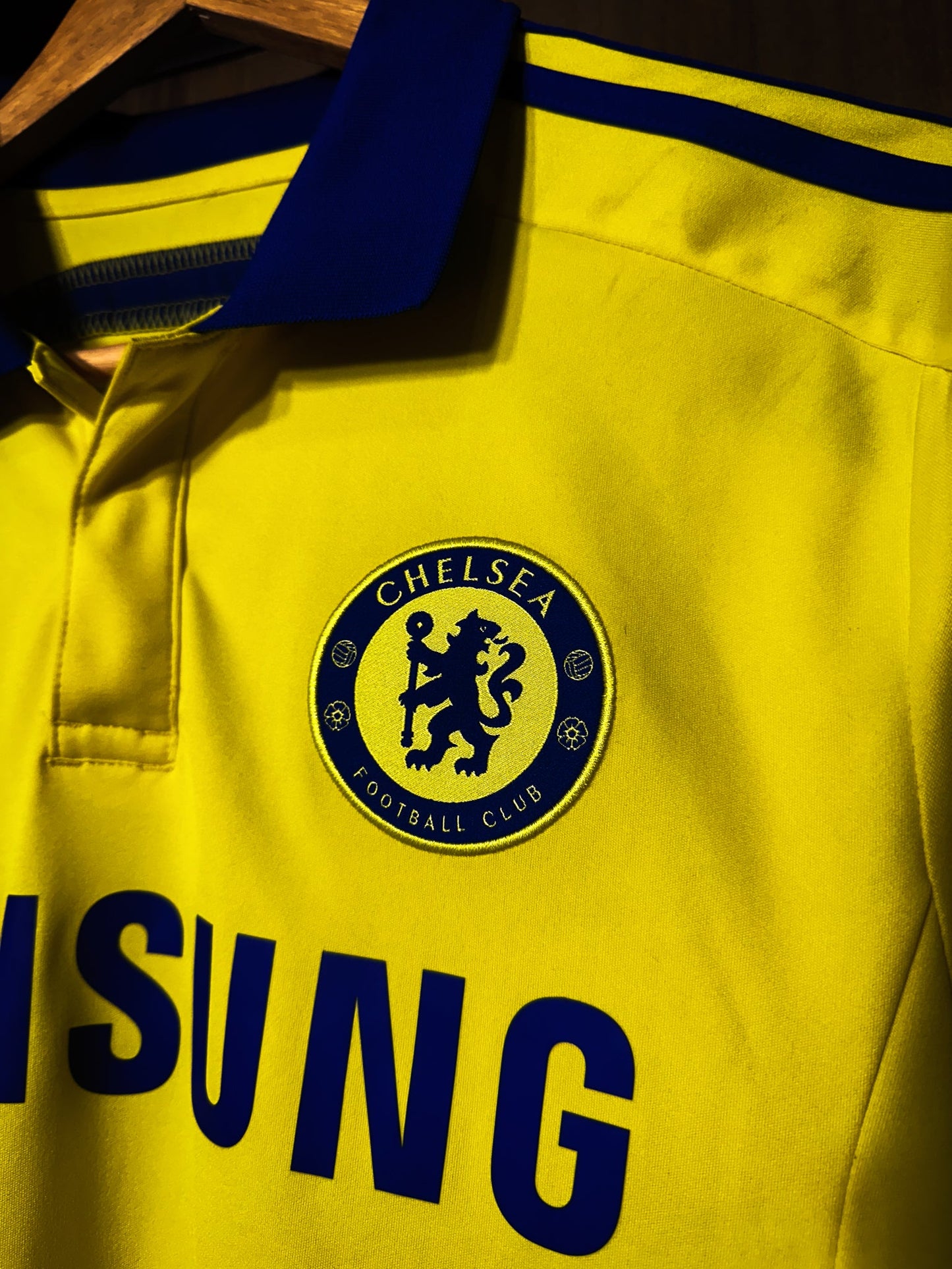 Chelsea 2014/15 Away Jersey – Hazard #10 – Adult Small – Yellow Adidas Shirt (MPN: M37745)