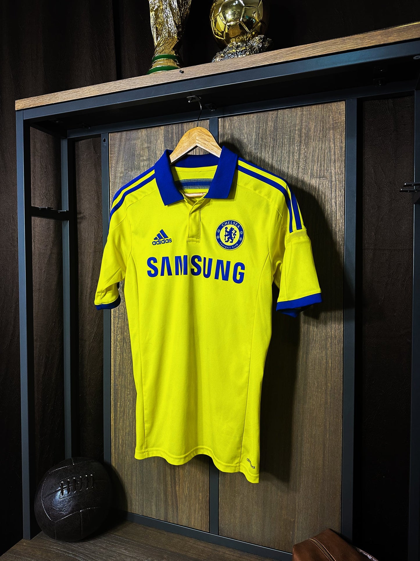Chelsea 2014/15 Away Jersey – Hazard #10 – Adult Small – Yellow Adidas Shirt (MPN: M37745)