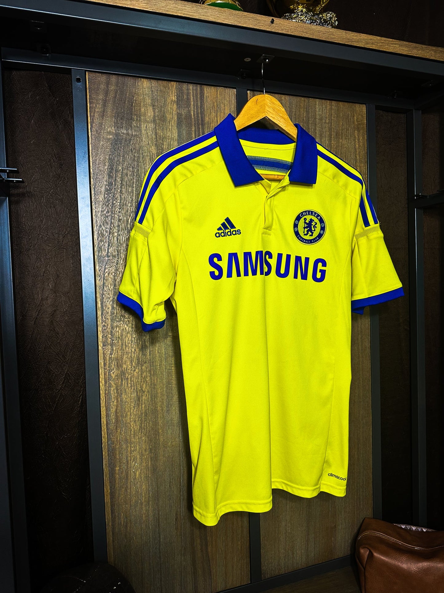 Chelsea 2014/15 Away Jersey – Hazard #10 – Adult Small – Yellow Adidas Shirt (MPN: M37745)