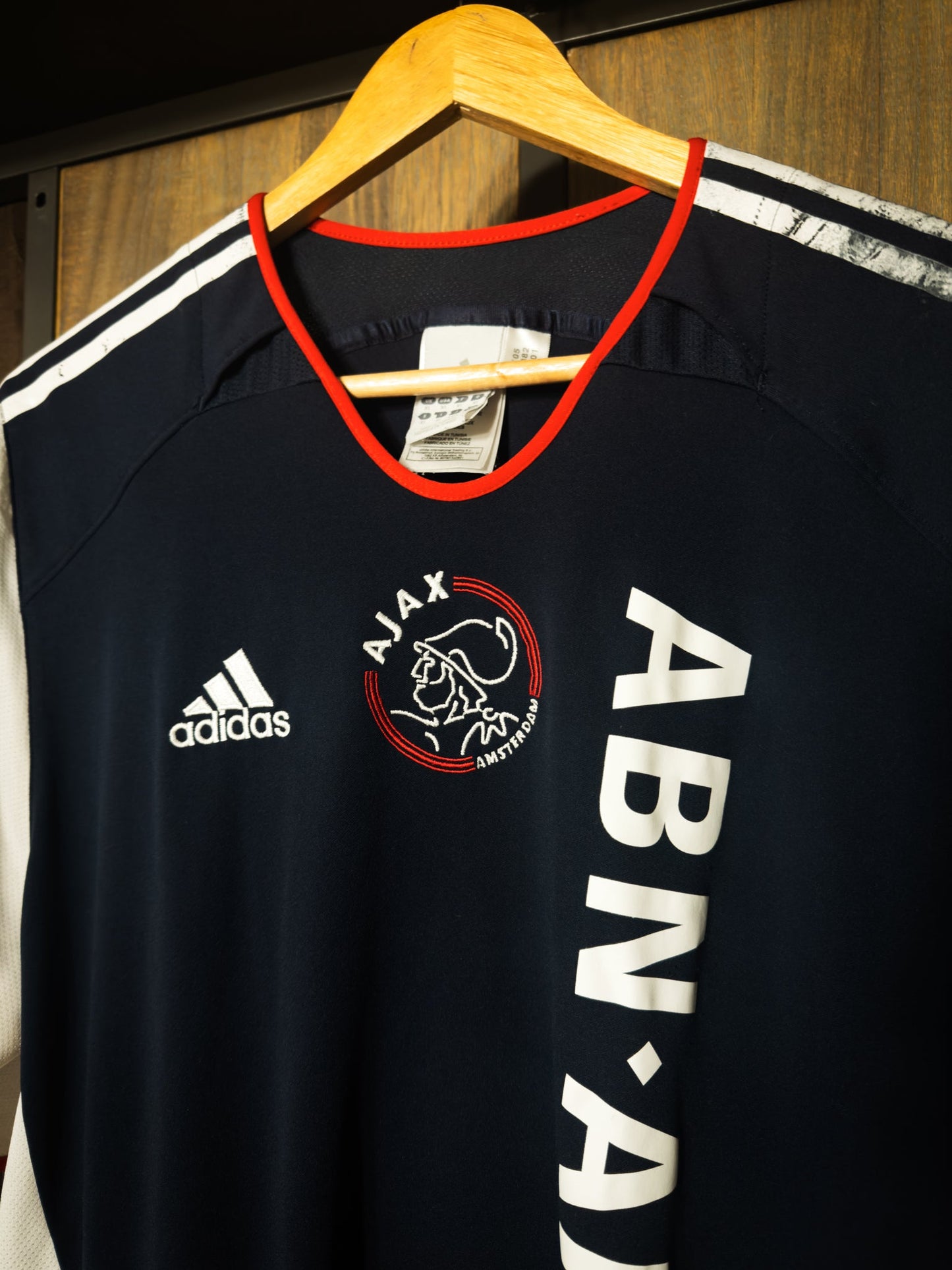 Ajax 2005/06 Away Jersey – Size XL – Navy & Red Adidas Shirt (MPN: 109882 AHJ001)