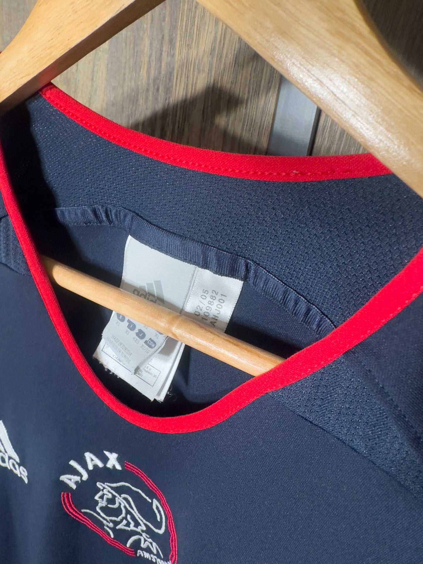 Ajax 2005/06 Away Jersey – Size XL – Navy & Red Adidas Shirt (MPN: 109882 AHJ001)