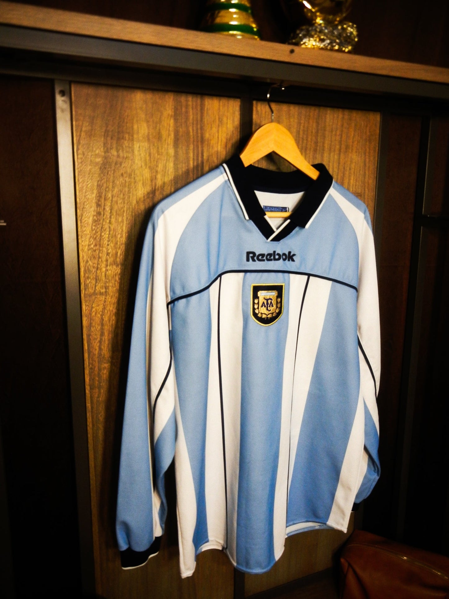 Argentina 2000/01 Home Long Sleeve Jersey – Size L – Reebok Sky Blue & White Shirt (MPN: RIN: 283997/1)