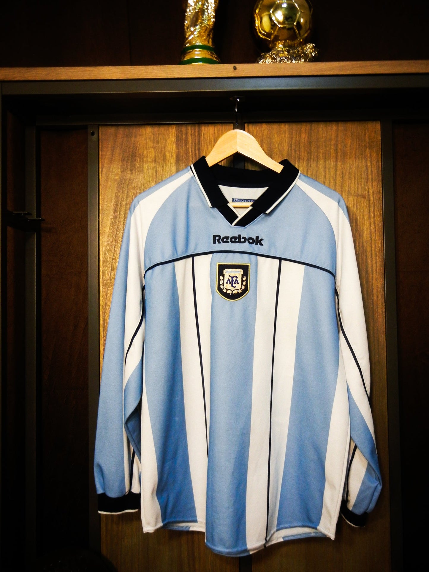 Argentina 2000/01 Home Long Sleeve Jersey – Size L – Reebok Sky Blue & White Shirt (MPN: RIN: 283997/1)