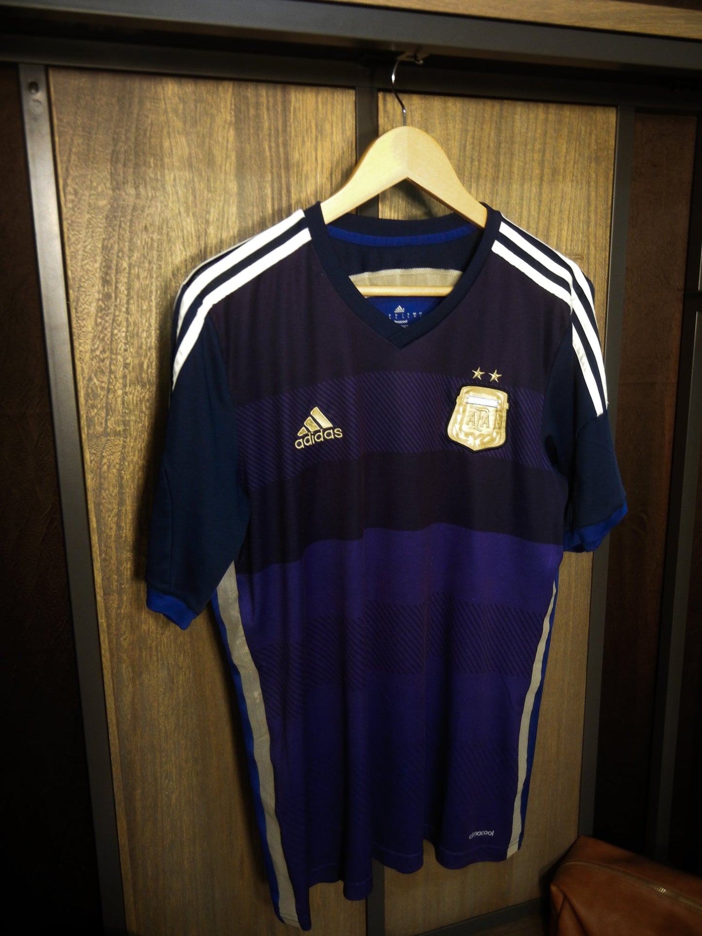 Argentina 2014 Away Jersey – Size L – Navy Blue & Sky – Adidas Shirt – (MPN: D87305 TES001)