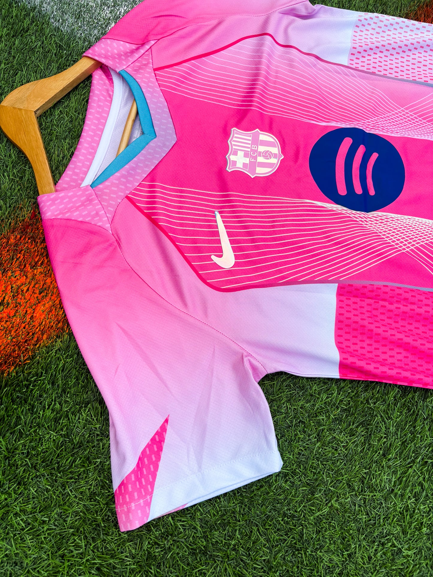 FC Barcelona 2025–2026 Special Pink Jersey – Raphinha #11 – Limited Edition
