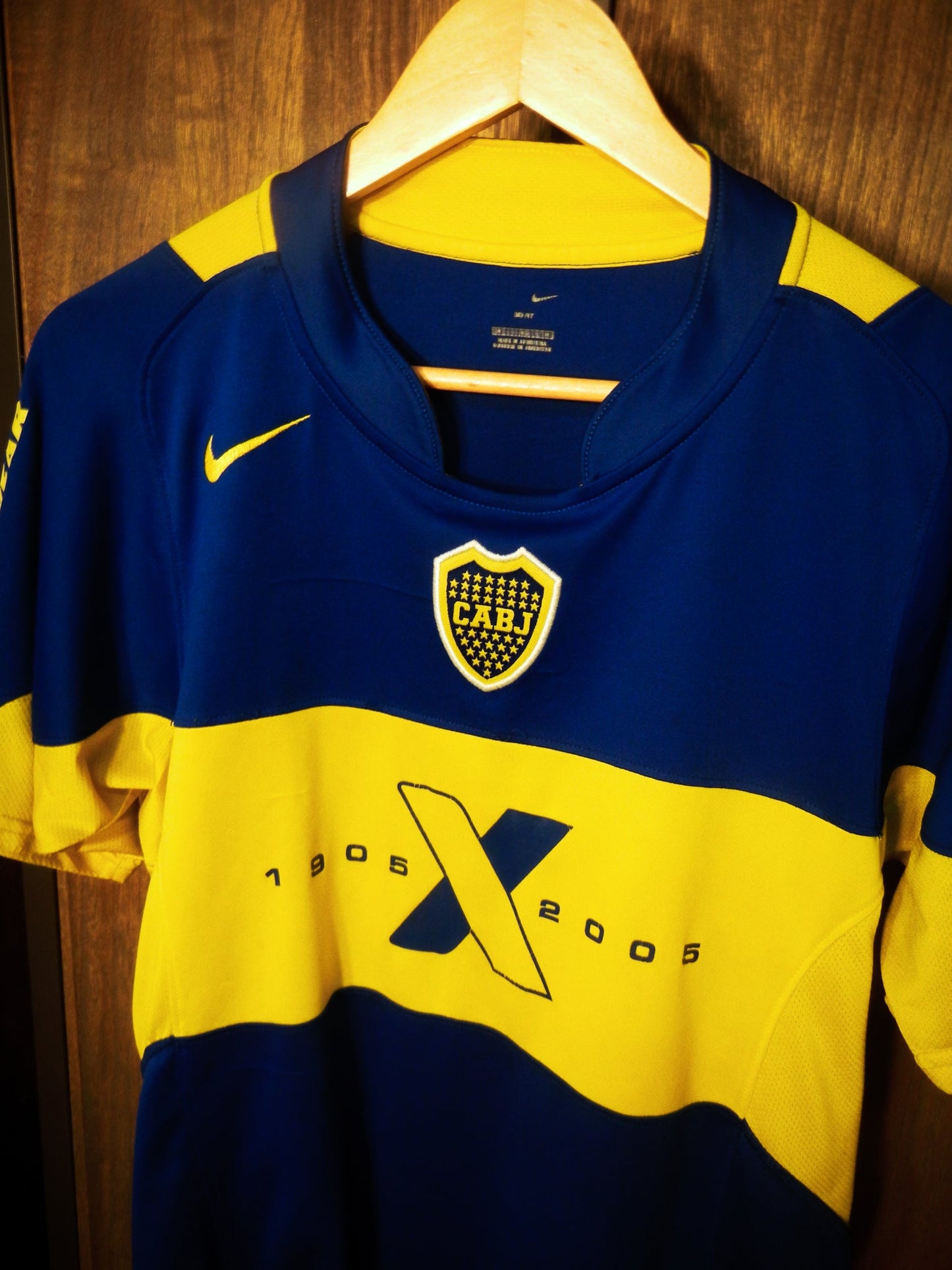 Boca Juniors 2005 Home Jersey – Size M – Blue & Yellow Nike Shirt – 100 year anniversary  - MPN( IM# 126539)
