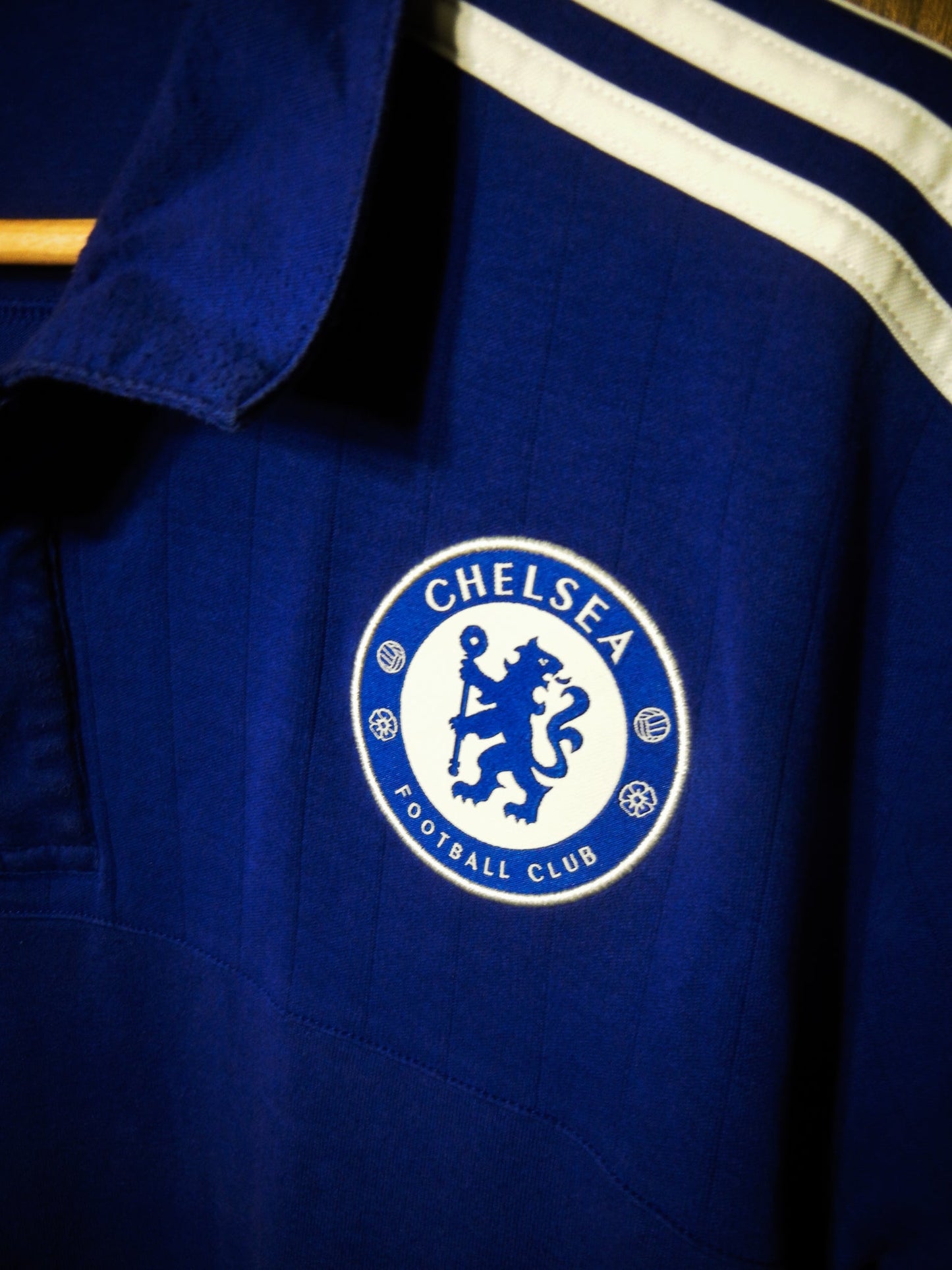 Chelsea 2015/16 adidas Polo Shirt – Size XL – Blue Training Casualwear (MPN: S12058)
