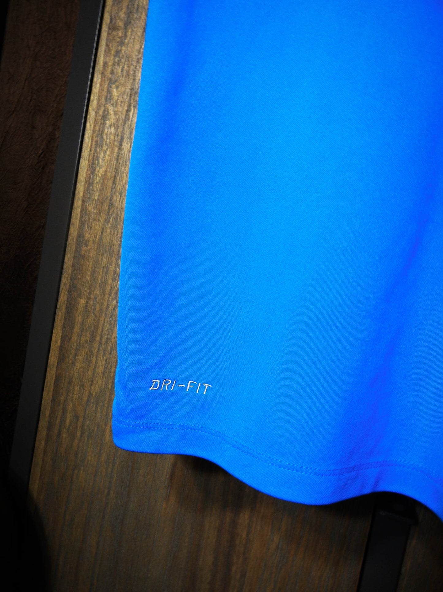 Barcelona 2015/16 Training Jersey – Size M – Sky Blue Nike Shirt  (MPN: 686600-436)