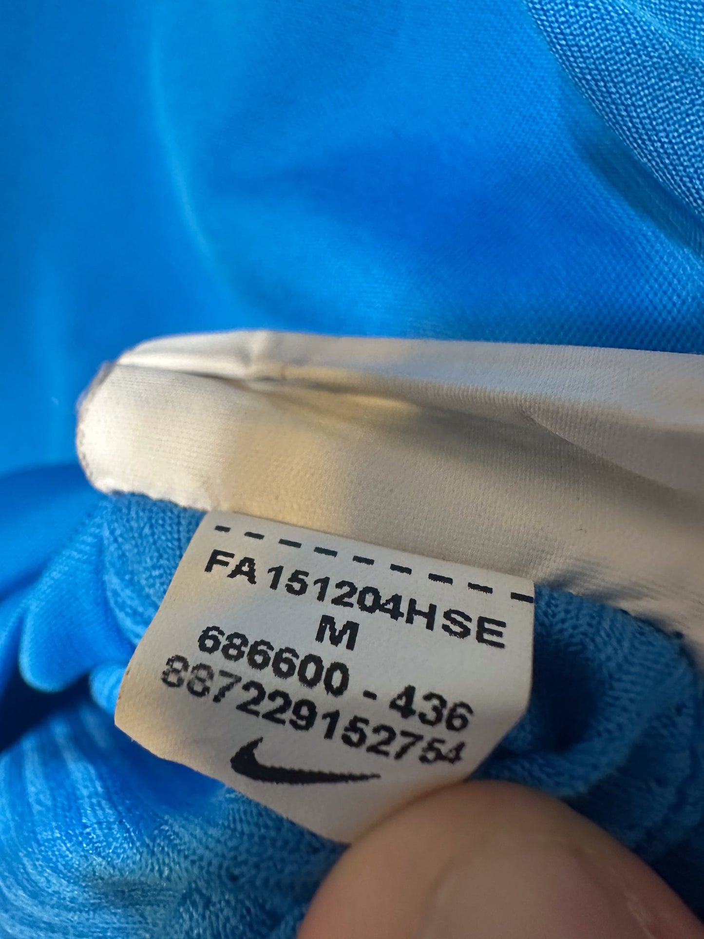 Barcelona 2015/16 Training Jersey – Size M – Sky Blue Nike Shirt  (MPN: 686600-436)