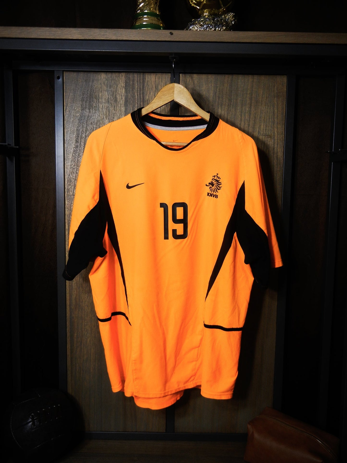 Netherlands 2002/2004 Home Jersey – Robben #19 – Size XL – Orange Nike Shirt – (MPN: 182359)
