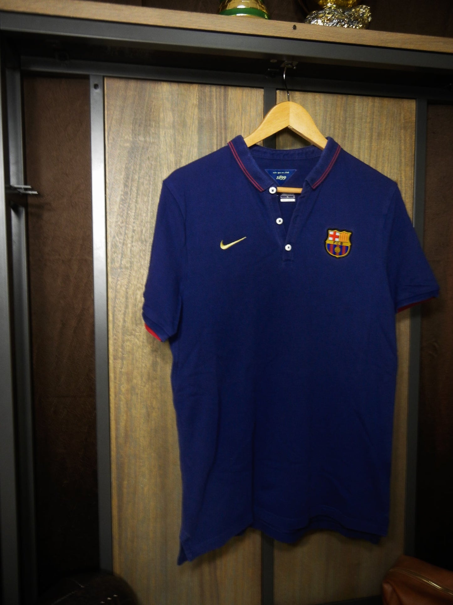 Barcelona 2014/15 Polo Shirt – Size L – Blue Nike Club Top – (MPN: 607638-424)
