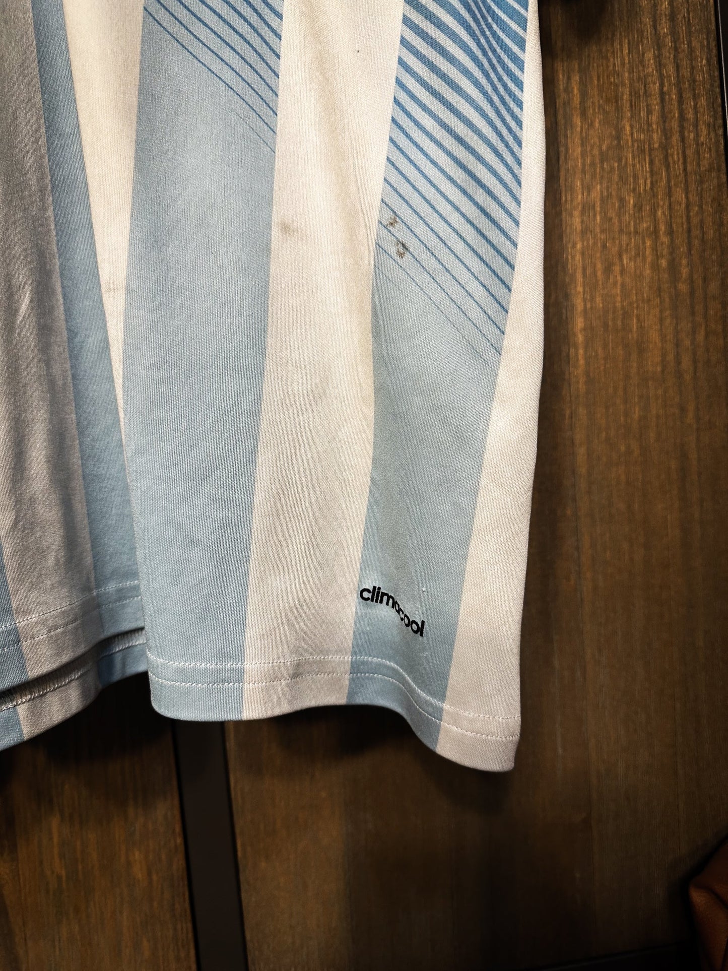 Argentina 2014 Home Jersey (World Cup Edition) – Size L – Sky Blue and White Adidas Shirt – (MPN: D87311)