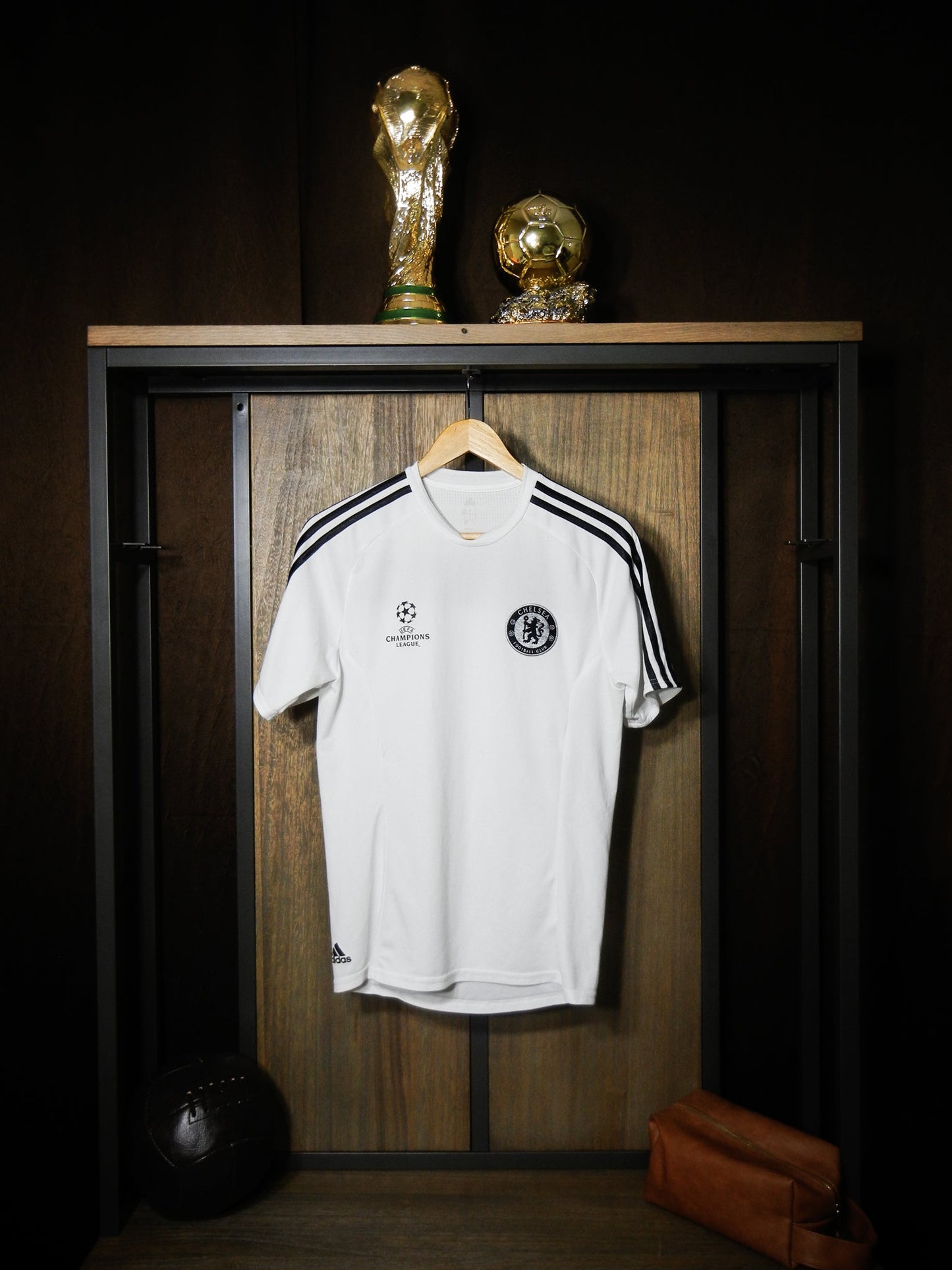 Chelsea 2013/14 White Training Top – Size S – Adidas Training Jersey (MPN: G90064 APU002)