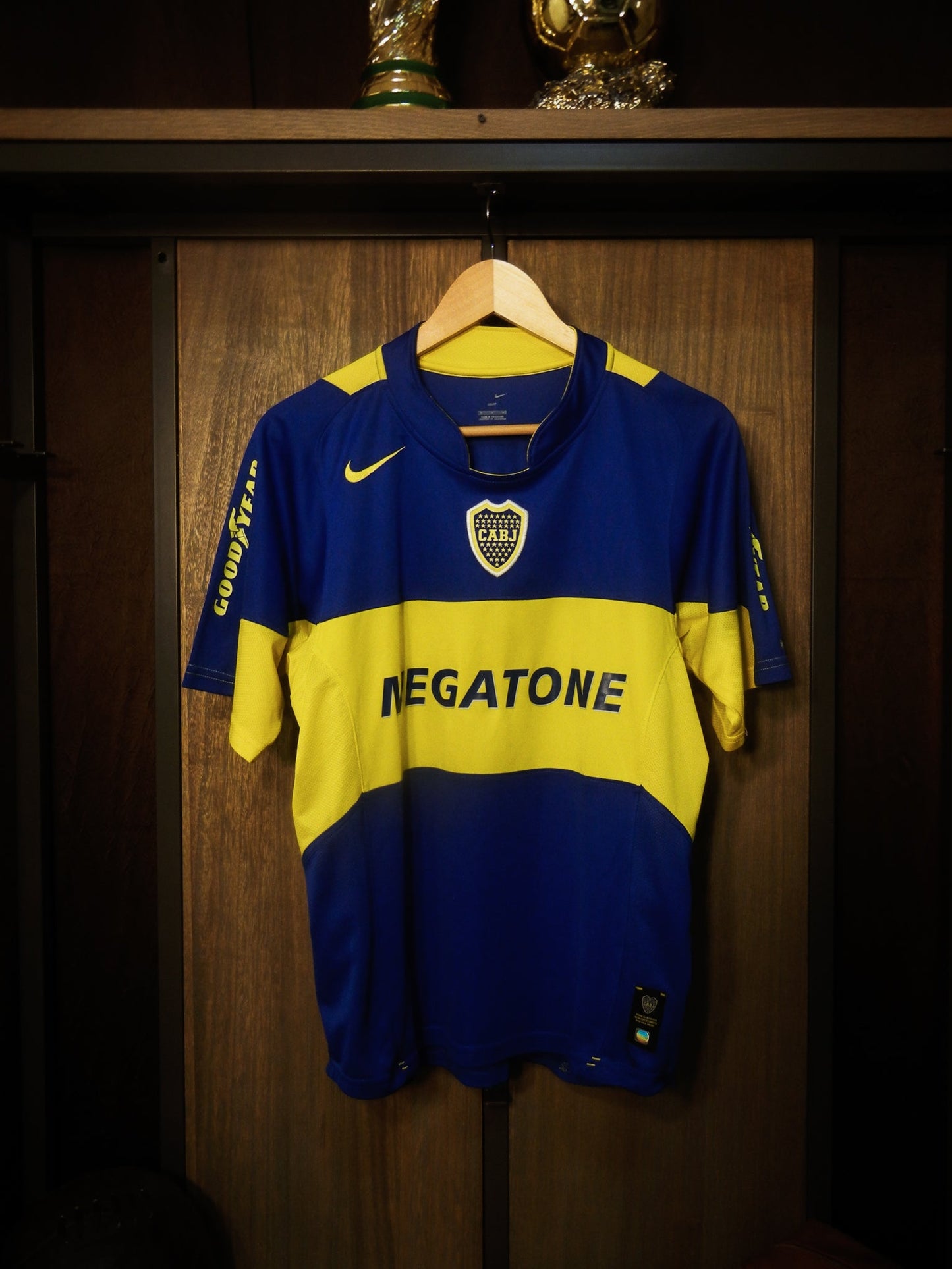 Boca Juniors 2006 Home Jersey (Clausura Special Edition) – Size M – Blue & Yellow Nike Shirt (MPN: 198013)