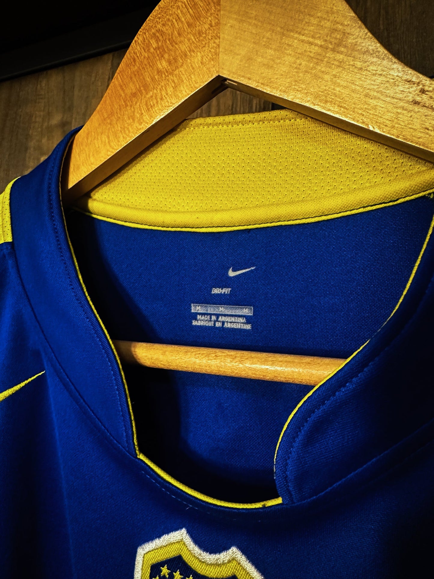 Boca Juniors 2006 Home Jersey (Clausura Special Edition) – Size M – Blue & Yellow Nike Shirt (MPN: 198013)