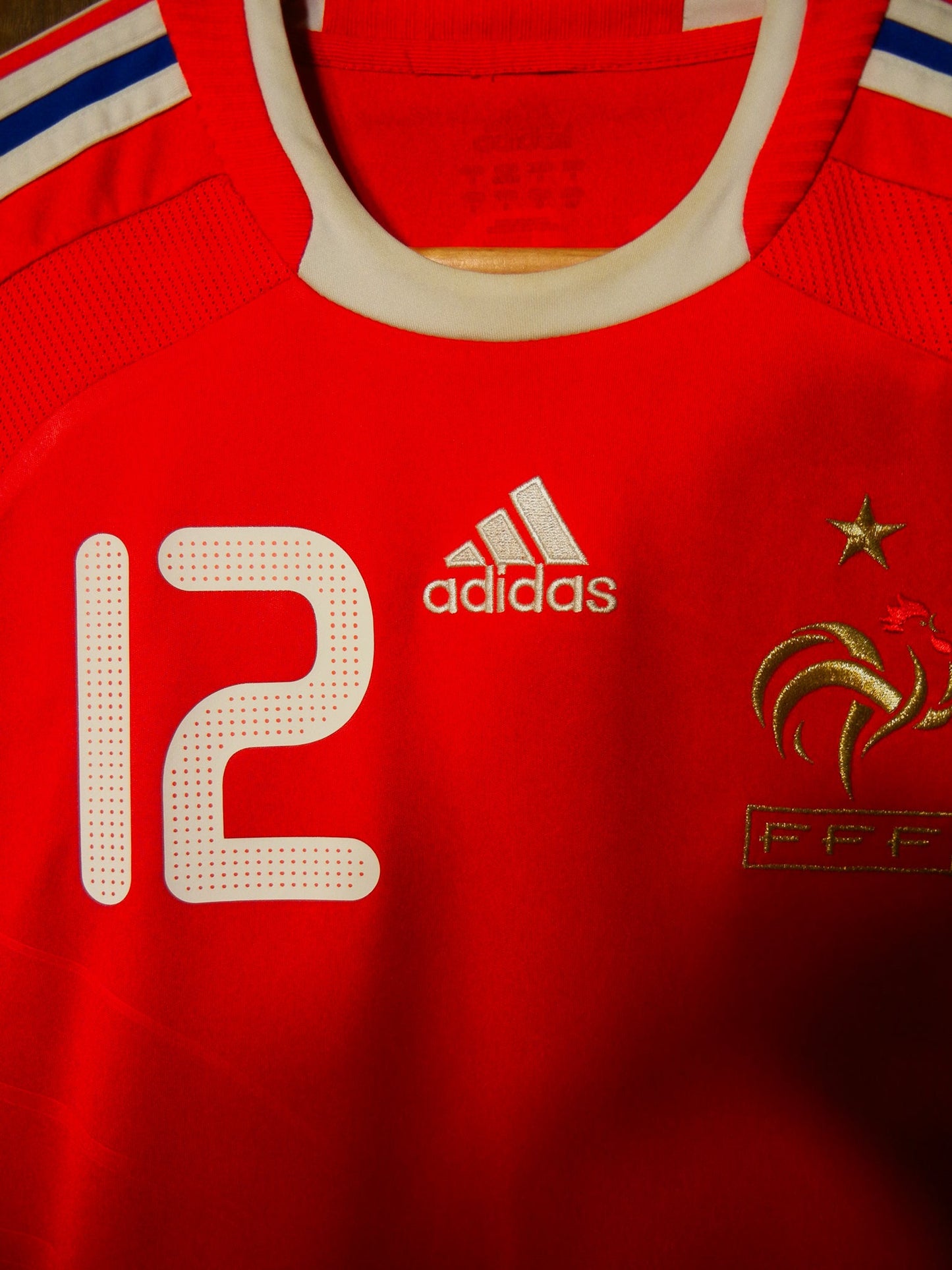 France 2007/08 Away Jersey – Thierry Henry #12 – Size M – Red Adidas Shirt – (MPN: 618916)