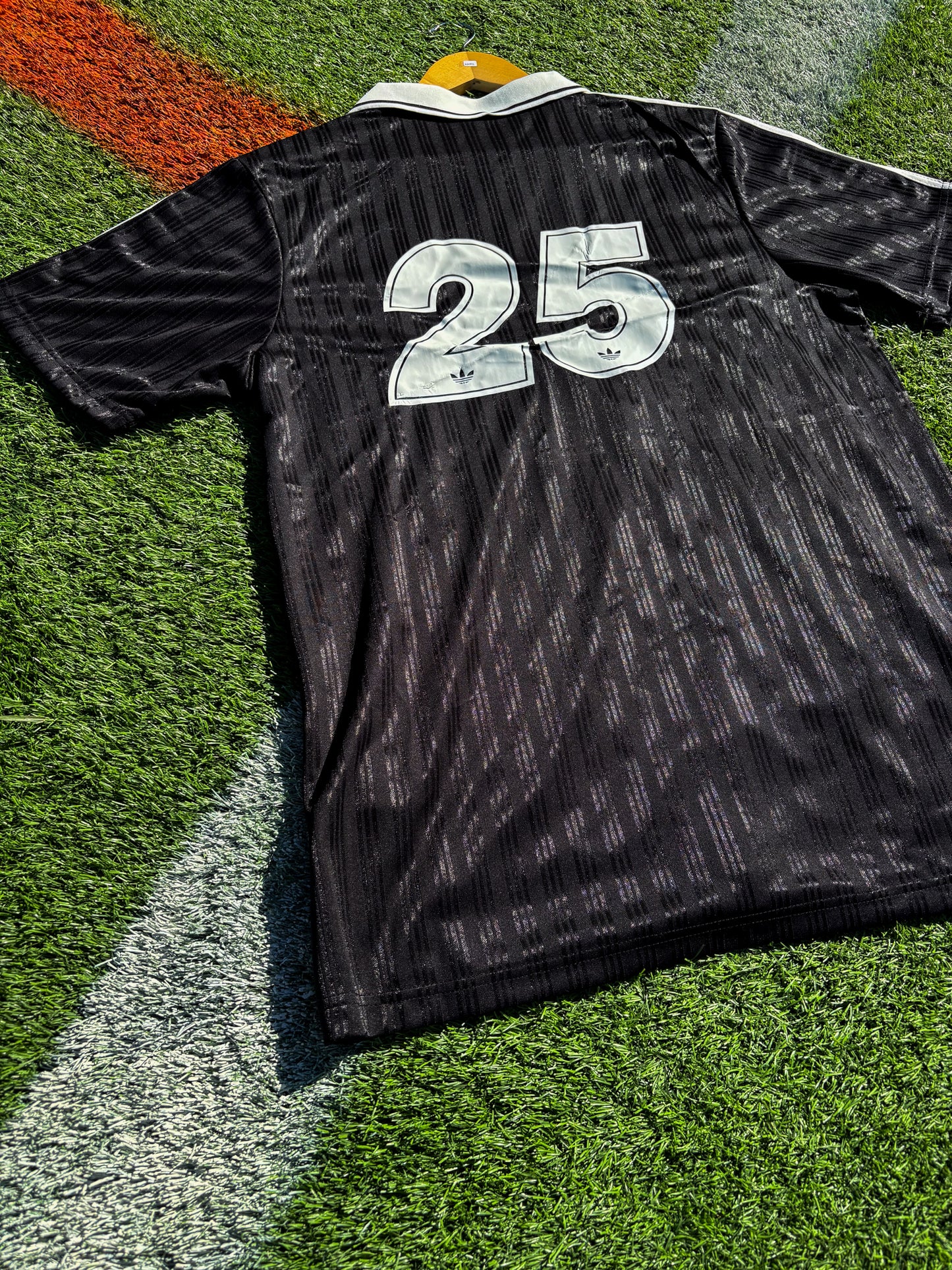 Oasis 2025 Tour Official Adidas Jersey – Limited Edition Black