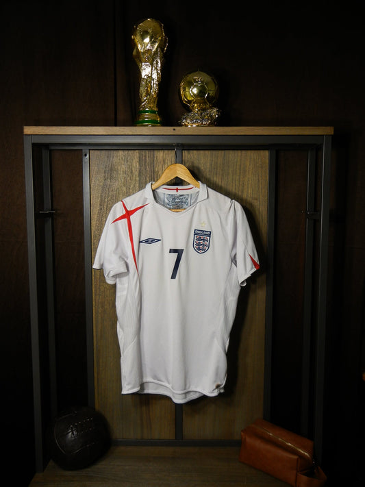 England 2005/07 Home Jersey – David Beckham #7 – Size L – White Umbro Shirt (MPN: 8368081)