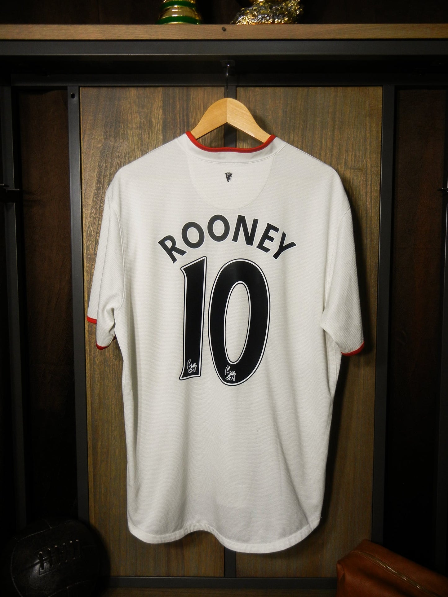 Manchester United 2012/13 Away Jersey – Wayne Rooney #10 – Size XL – White Nike Shirt (MPN: 479281-105)