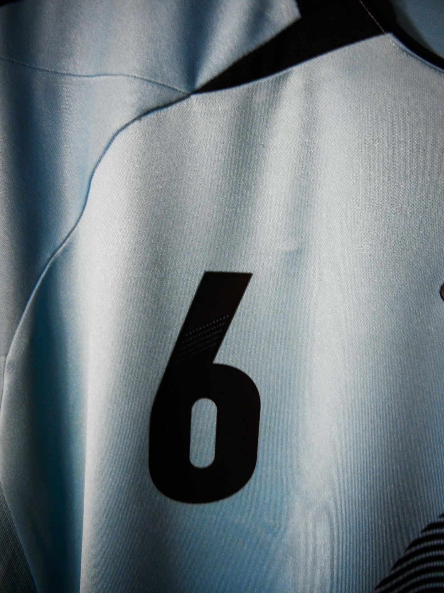 Spain 2012–2014 Away Jersey – Andrés Iniesta #6 – XXL – Baby Blue Adidas Shirt (MPN: X11346)