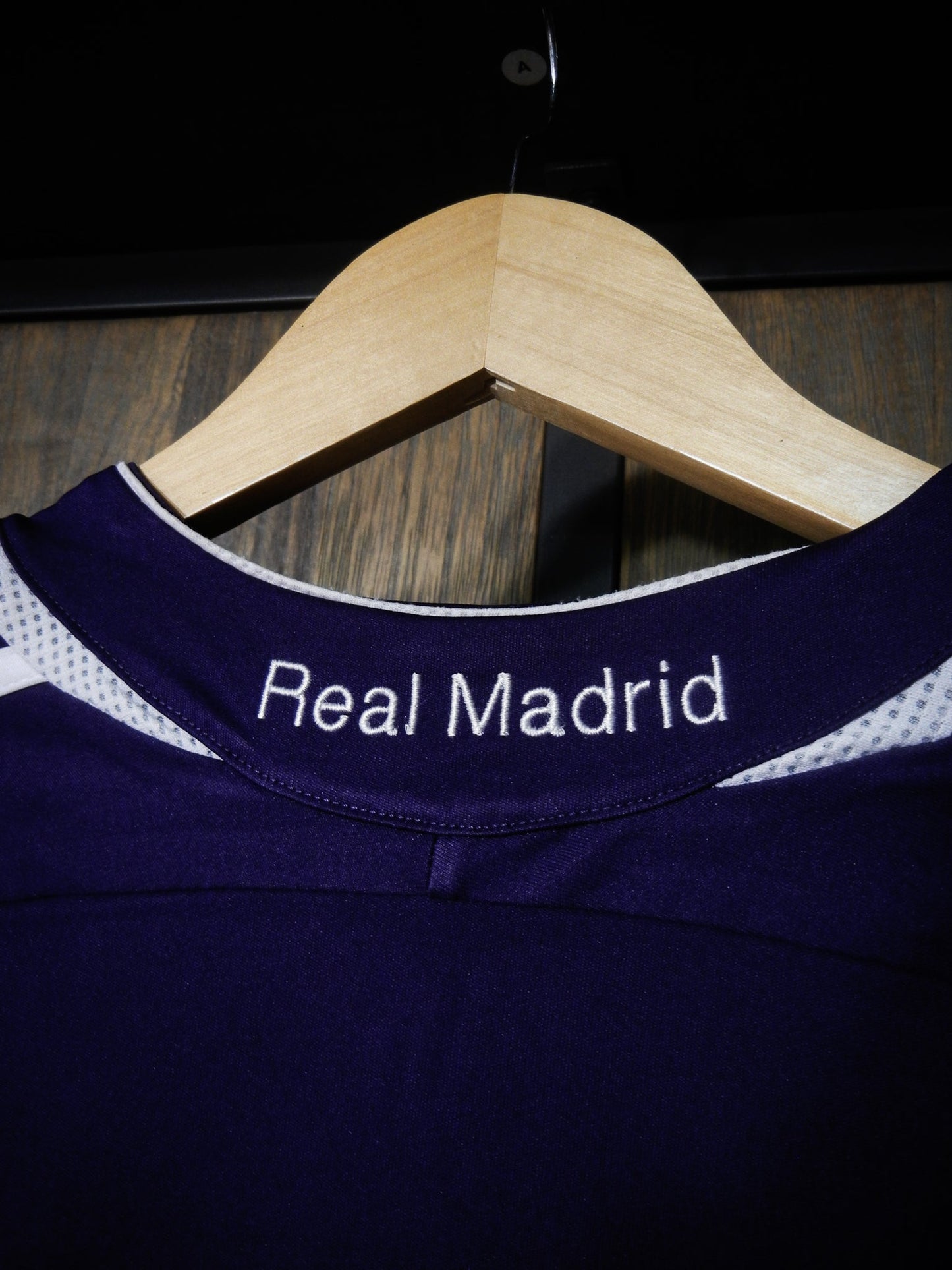 Real Madrid 2006/07 Third Jersey – Ronaldo #9 – Medium – Purple Adidas Shirt (MPN:055226)